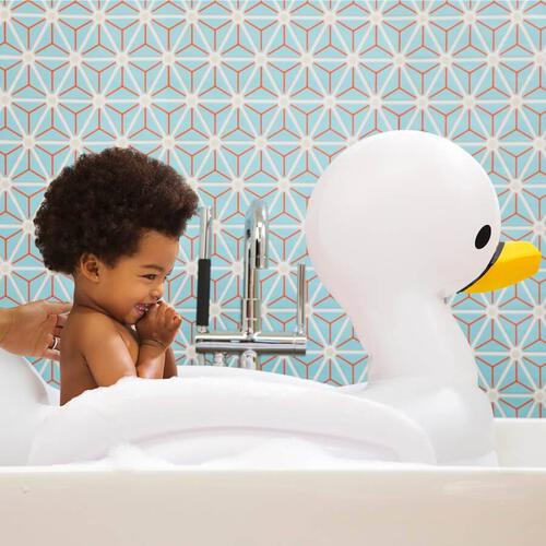 Munchkin Inflatable Swan Tub